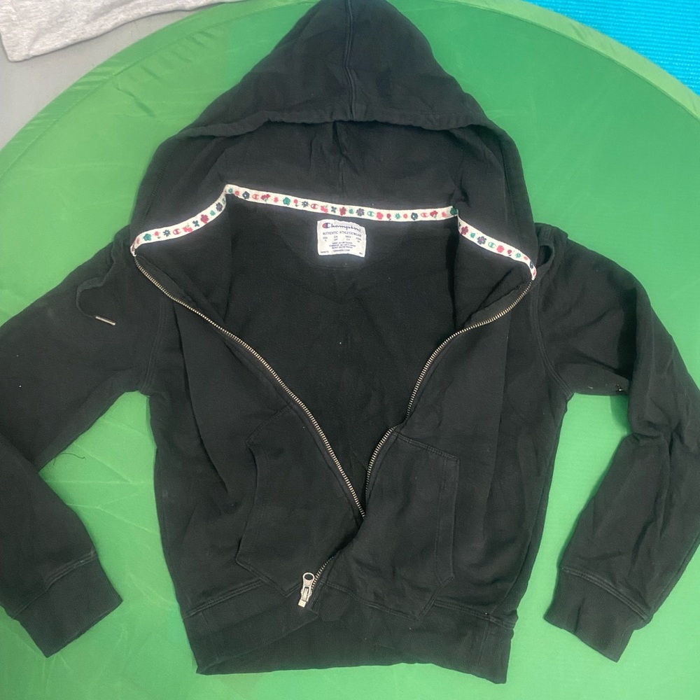 Outfit - Picture 3 of 10